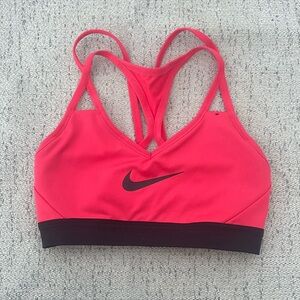 Nike hot pink women’s sports bra XS NO PADDING INCLUDED!!